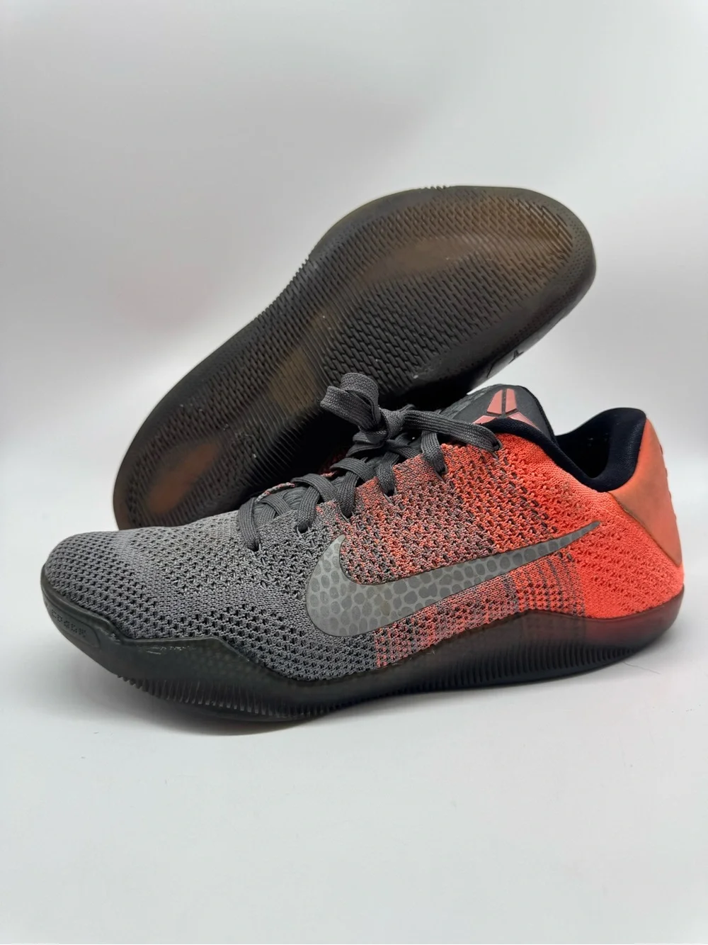 Nike Kobe 11 Elite Low Easter 2016 822675-078 Men’s Size 9